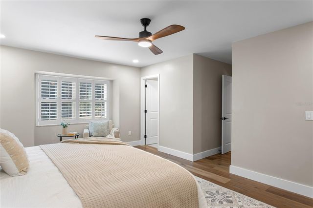 13305 GOLF CREST CIRCLE, Tampa, FL 33618
