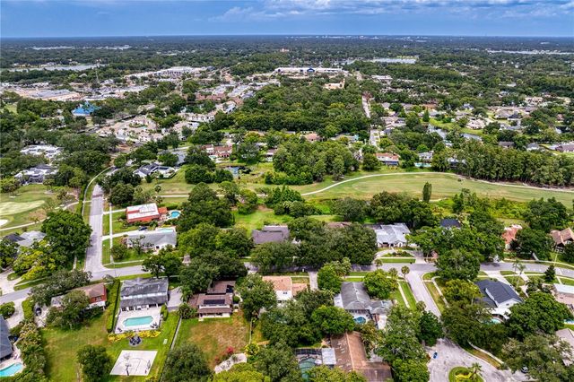 13305 GOLF CREST CIRCLE, Tampa, FL 33618