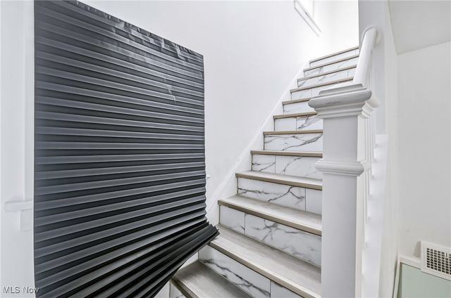 94 Beechwood Drive, Youngstown, OH 44512