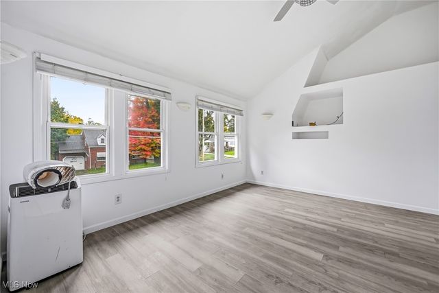 94 Beechwood Drive, Youngstown, OH 44512