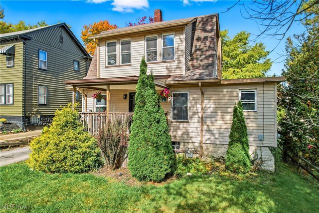 94 Beechwood Drive, Youngstown, OH 44512