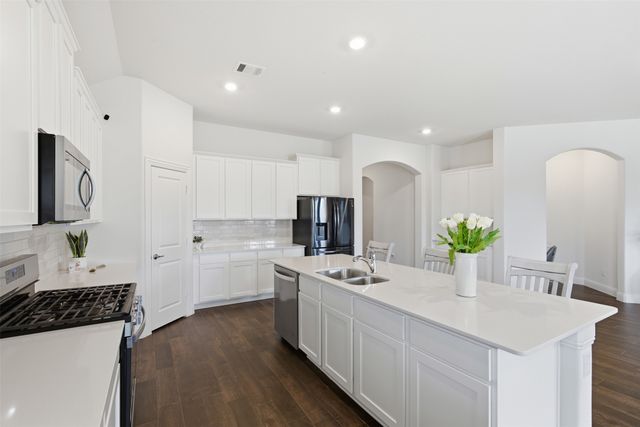 10109 Table Bluff Street, Aubrey, TX 76227