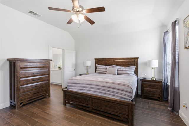 10109 Table Bluff Street, Aubrey, TX 76227