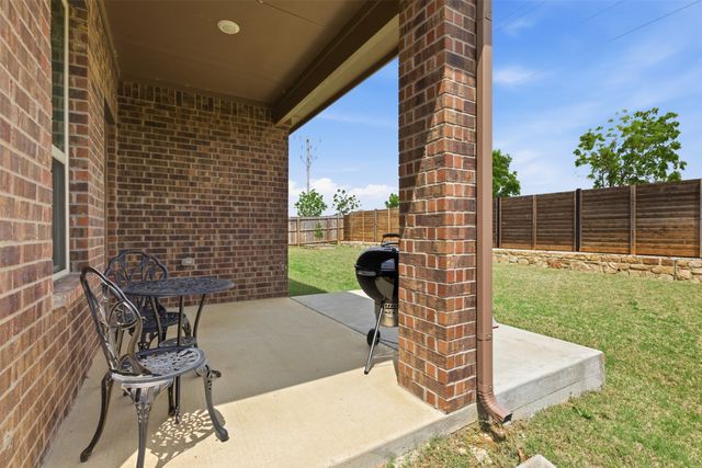 10109 Table Bluff Street, Aubrey, TX 76227
