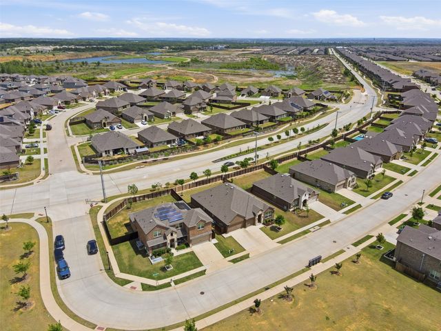 10109 Table Bluff Street, Aubrey, TX 76227