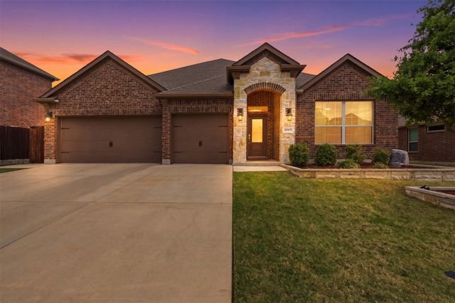 10109 Table Bluff Street, Aubrey, TX 76227