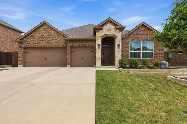 10109 Table Bluff Street, Aubrey, TX 76227