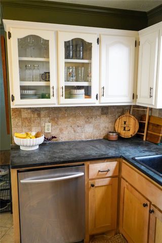 491 32505 Road, Paris, TX 75460