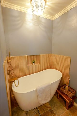 491 32505 Road, Paris, TX 75460