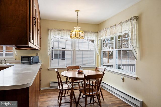 77 SHEFFIELD PL, Southampton, NJ 08088