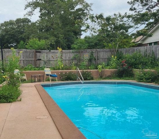 11424 High Springs Rd, Pensacola, FL 32534