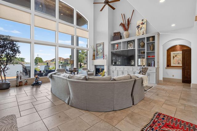 28560 Oaks On The Water, Montgomery, TX 77356