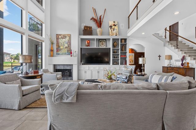 28560 Oaks On The Water, Montgomery, TX 77356