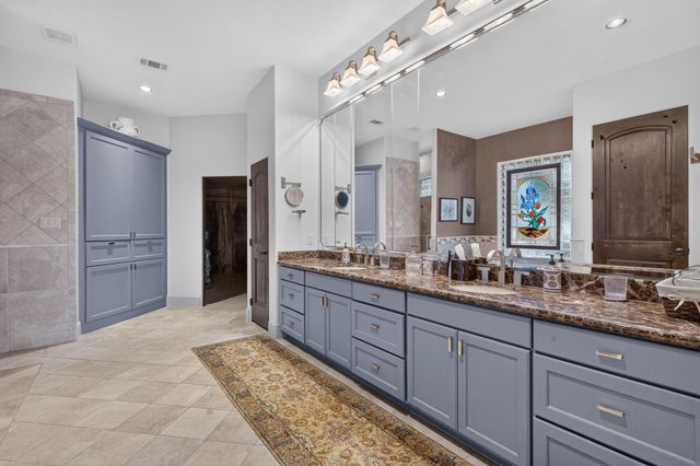 28560 Oaks On The Water, Montgomery, TX 77356