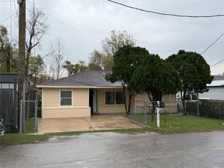 11216 Rusty Street, Houston, TX 77093
