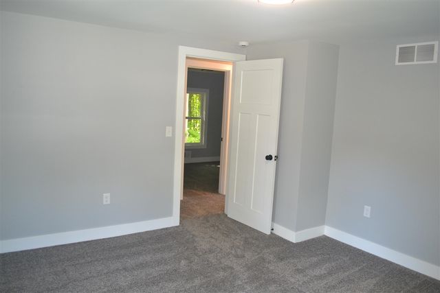 5581 E Main Street, Kalamazoo, MI 49048