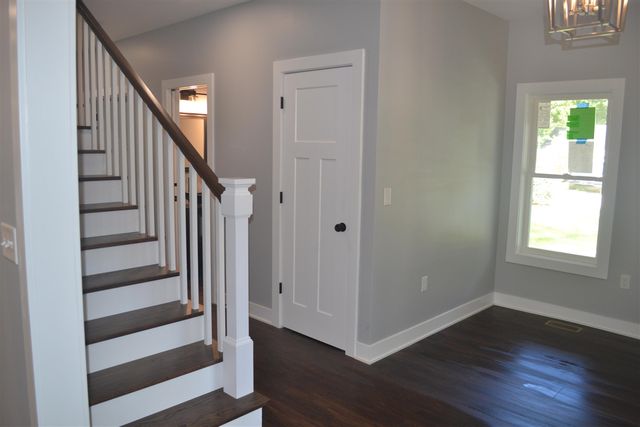 5581 E Main Street, Kalamazoo, MI 49048