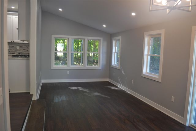 5581 E Main Street, Kalamazoo, MI 49048