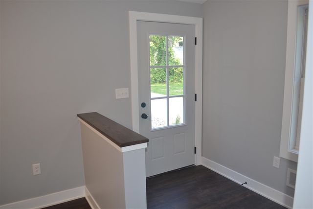 5581 E Main Street, Kalamazoo, MI 49048