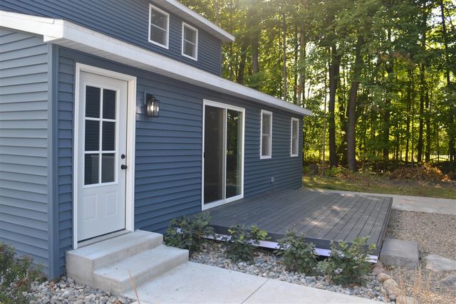 5581 E Main Street, Kalamazoo, MI 49048