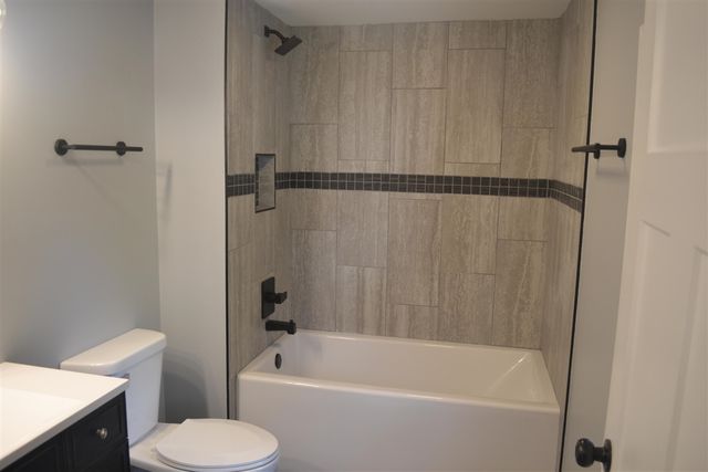 5581 E Main Street, Kalamazoo, MI 49048