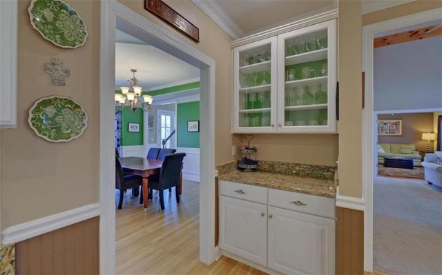 6332 Chestnut Hill Road, Flowery Branch, GA 30542