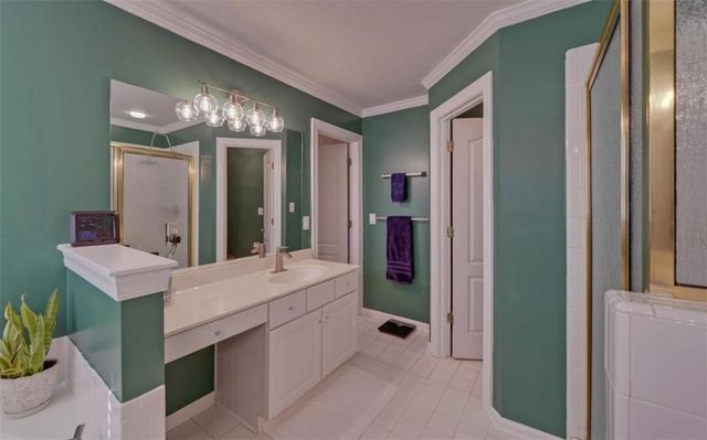 6332 Chestnut Hill Road, Flowery Branch, GA 30542