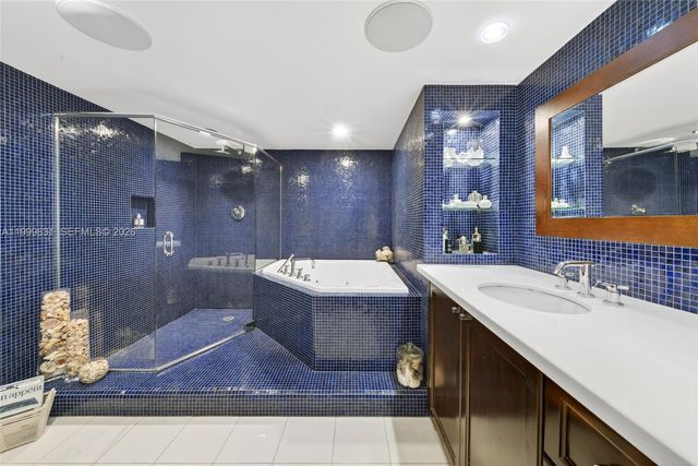 9 Island Ave 1906, Miami Beach, FL 33139