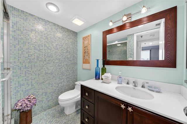 9 Island Ave 1906, Miami Beach, FL 33139