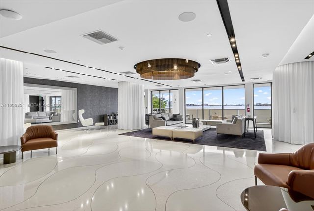 9 Island Ave 1906, Miami Beach, FL 33139