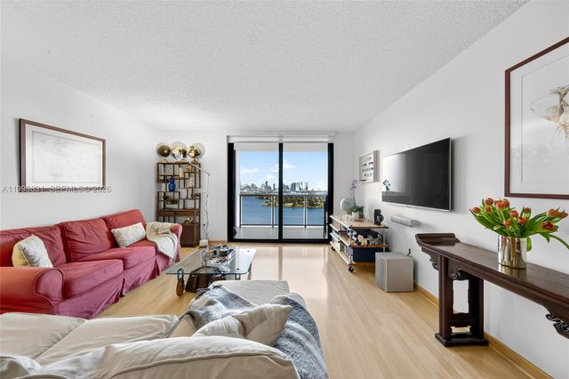 9 Island Ave 1906, Miami Beach, FL 33139