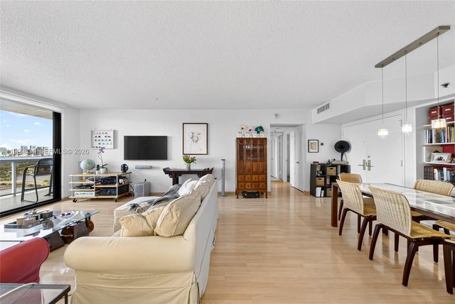 9 Island Ave 1906, Miami Beach, FL 33139