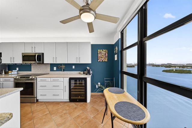 9 Island Ave 1906, Miami Beach, FL 33139