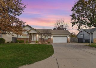 6334 N Upchurch Ave, Park City, KS 67219