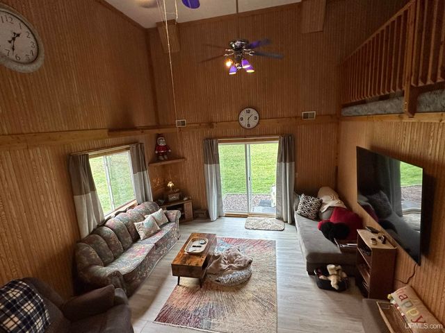 680 Johnson Road, Wakefield, MI 49968