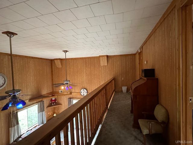 680 Johnson Road, Wakefield, MI 49968