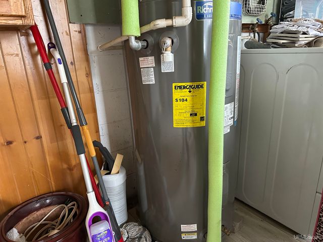 680 Johnson Road, Wakefield, MI 49968