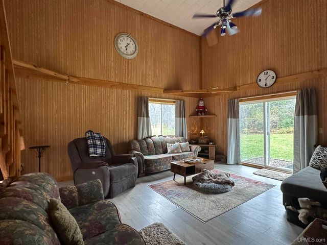 680 Johnson Road, Wakefield, MI 49968