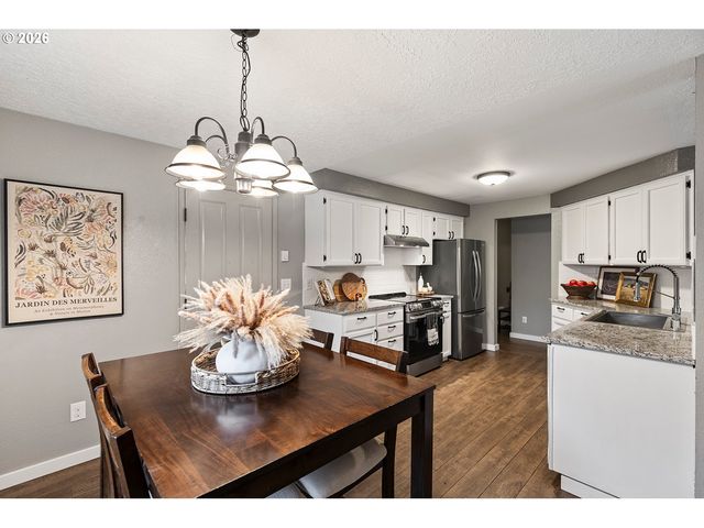 624 Sw 1ST Ct, Battle Ground, WA 98604