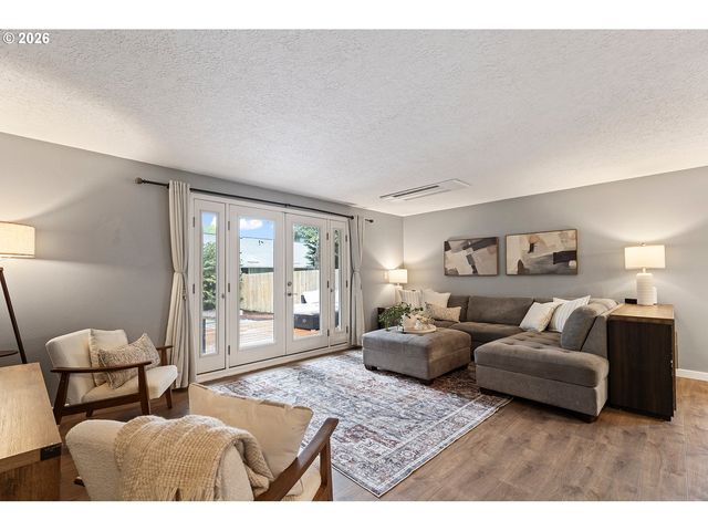 624 Sw 1ST Ct, Battle Ground, WA 98604