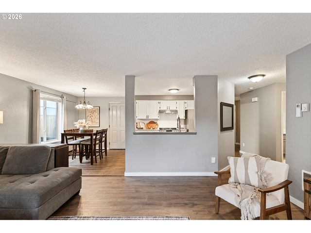 624 Sw 1ST Ct, Battle Ground, WA 98604