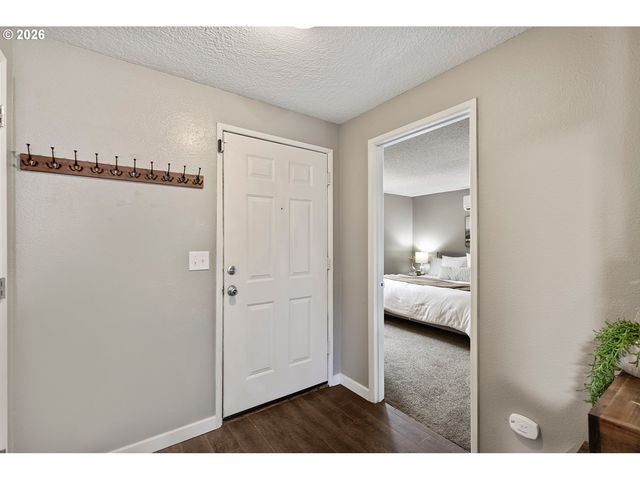 624 Sw 1ST Ct, Battle Ground, WA 98604