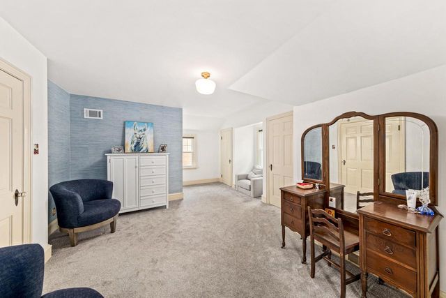 165 N 85th STREET, Wauwatosa, WI 53226