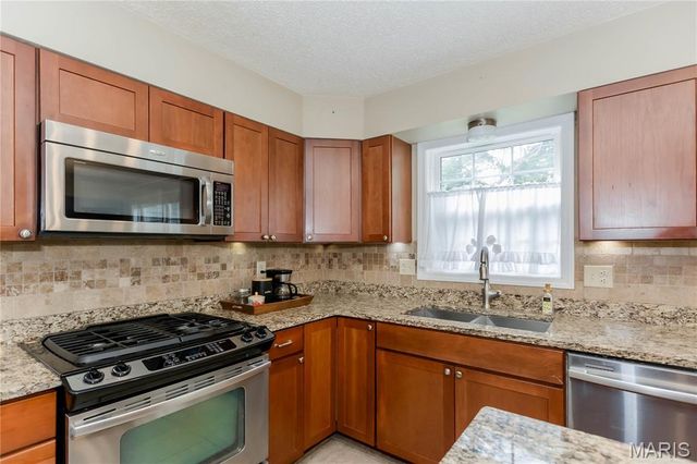 1973 Dogwood Trail, Collinsville, IL 62234