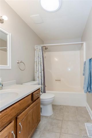 1973 Dogwood Trail, Collinsville, IL 62234