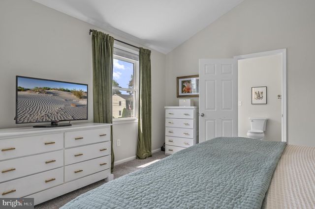 1140 VILLANOVA AVE, Swarthmore, PA 19081