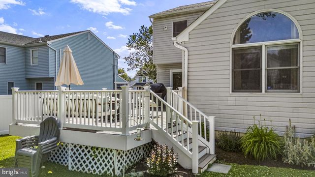 1140 VILLANOVA AVE, Swarthmore, PA 19081