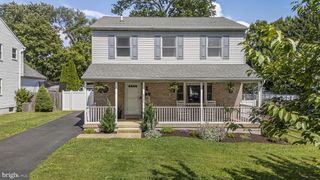 1140 VILLANOVA AVE, Swarthmore, PA 19081