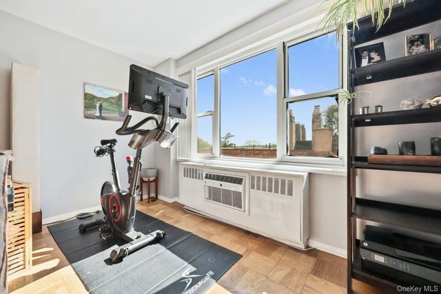 16 Lake Street 5H, White Plains, NY 10603