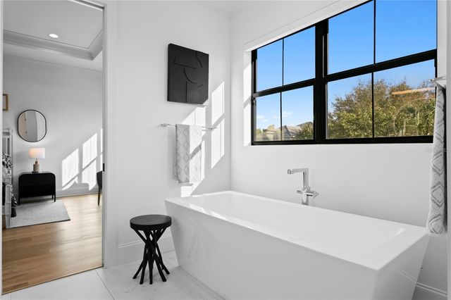 4304 W JETTON AVENUE, Tampa, FL 33629